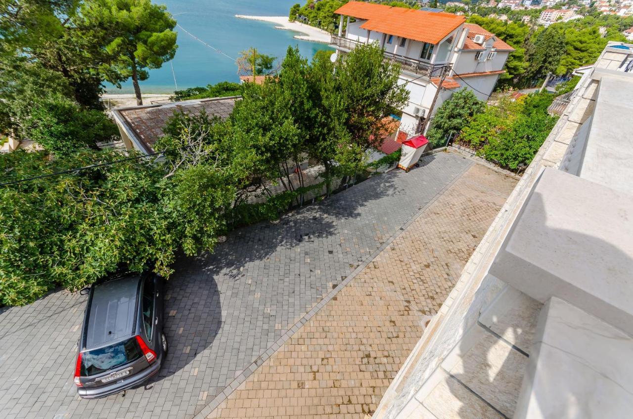 Apartments Marina Trogir Bagian luar foto